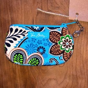 NWOT- zip ID case- Bali blue